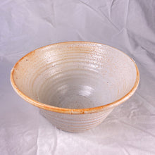 Load image into Gallery viewer, Bowl by Pat Boow