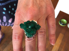 Load image into Gallery viewer, Sensational Emerald and Stirling Silver Ring