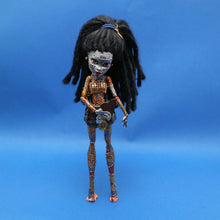 Load image into Gallery viewer, Mad Metal Maiden