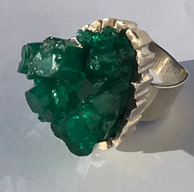 Load image into Gallery viewer, Sensational Emerald and Stirling Silver Ring