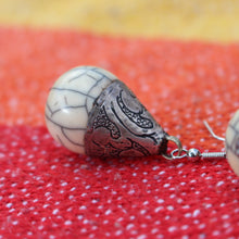 Load image into Gallery viewer, Gorgeous Tibetan Resin and Silver Bead Earrings
