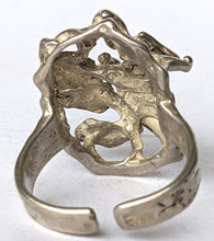 Load image into Gallery viewer, Vintage Silver Floral Ring

